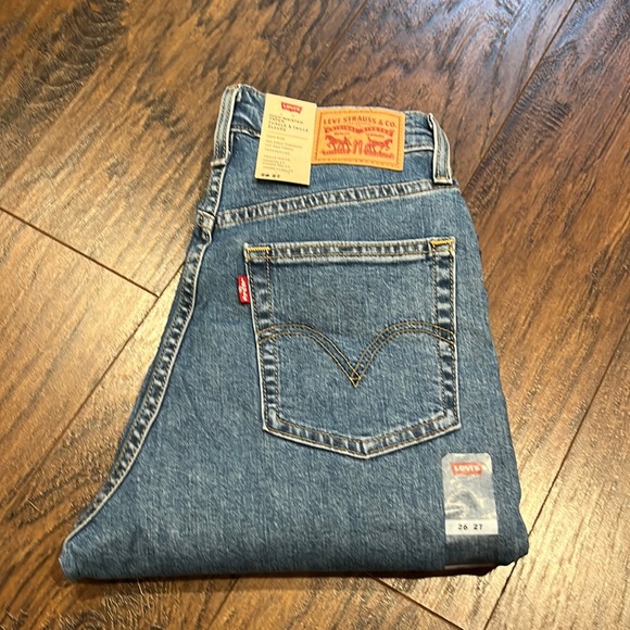 Levi's Denim - Levi’s High Waisted Taper Dad Jeans